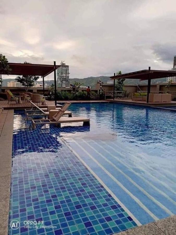 Horizon 101 A2 Shortwalk Robinson Mall Mango Square Bar Leilighet Cebu Eksteriør bilde