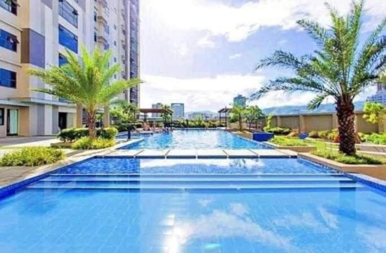 Horizon 101 A2 Shortwalk Robinson Mall Mango Square Bar Leilighet Cebu Eksteriør bilde